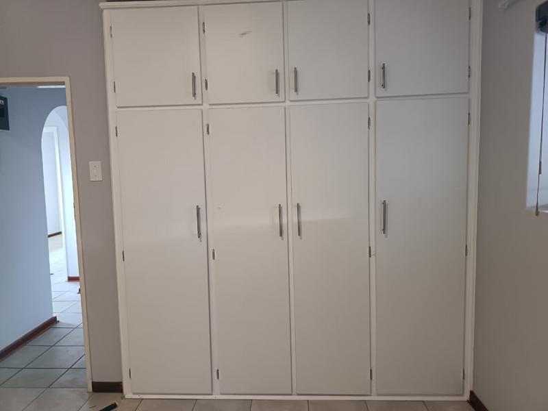 2 Bedroom Property for Sale in Albertinia Western Cape